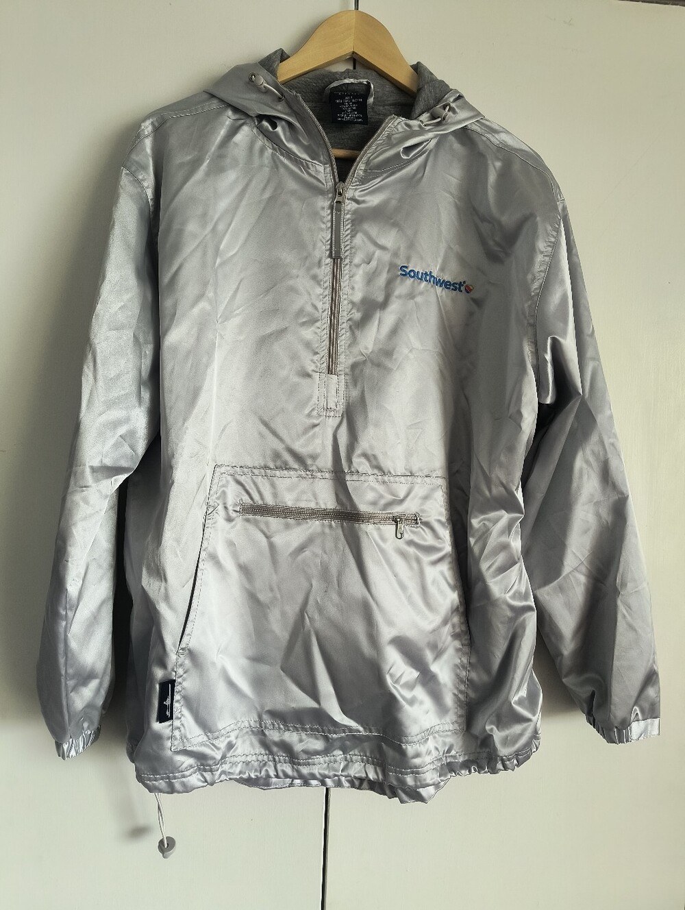 Southwest Airlines Silver Metallic Size L Lined Hoodie Pullover Jacket